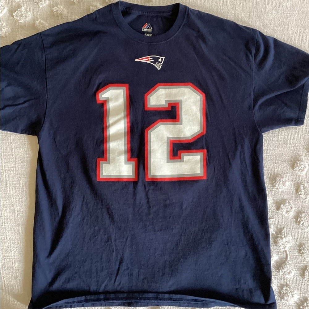 NFL New England Patriots Tom Brady Majestic Name & Number T Shirt Size XL
@16